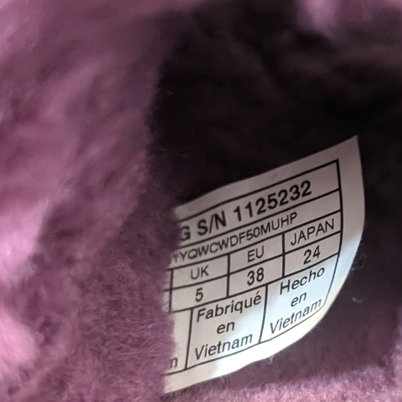 UGG Fluff Yeah Slides - Picture 6 of 6